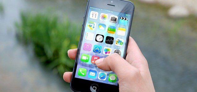 スマートフォン